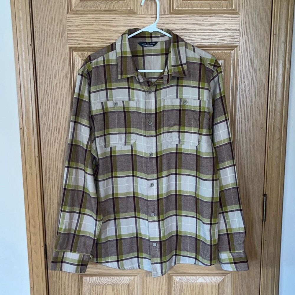 NWOT Alpine Design Plaid Brushed Flannel Button‎ Front Shirt Large